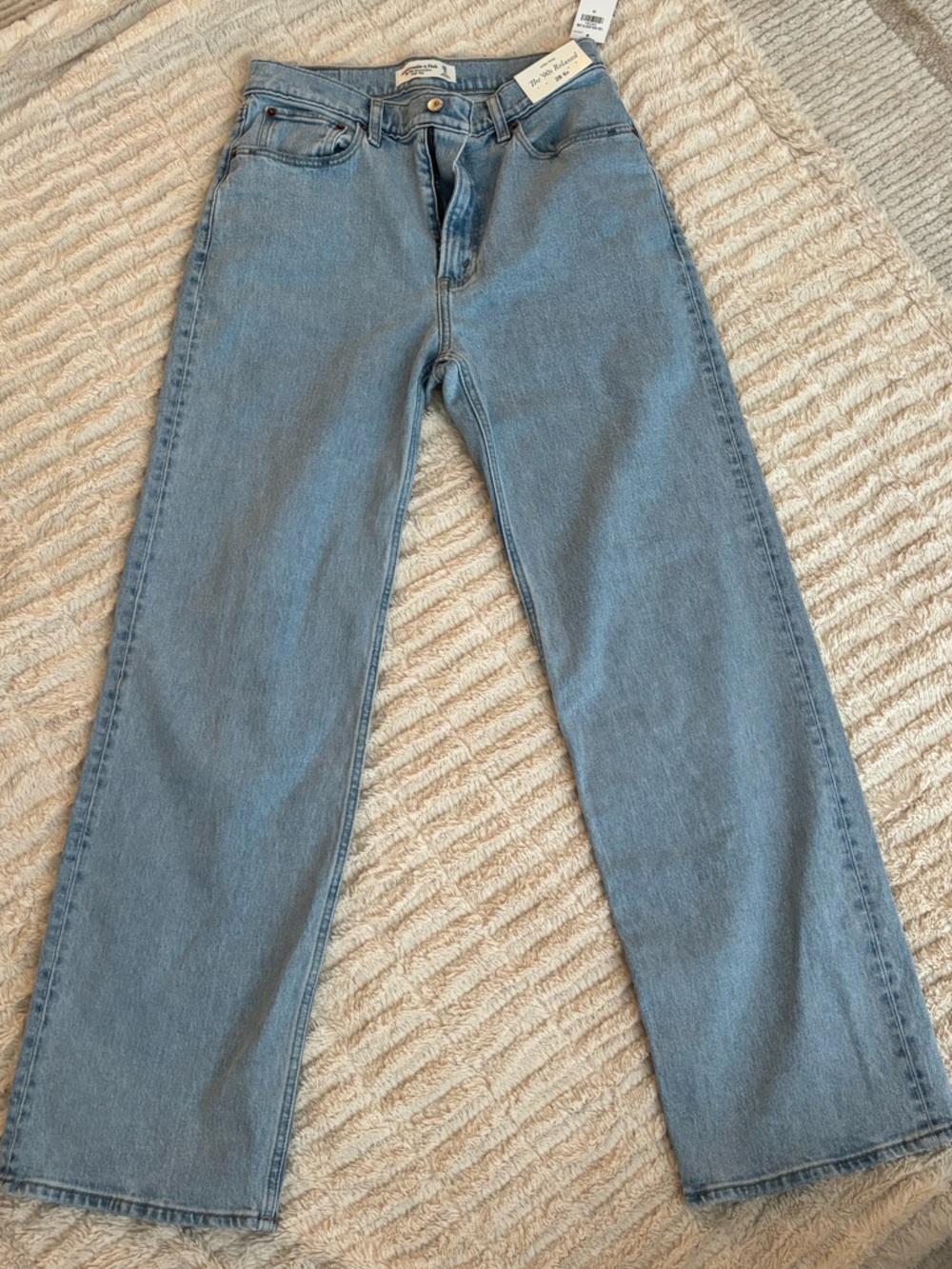 Abercrombie & Fitch Light Blue Women's Slim Straight Jeans